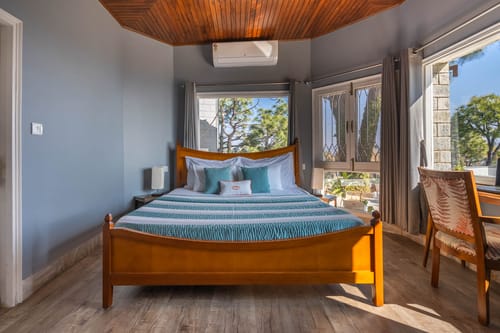 Serene Studio w/ Outdoor Bonfire – 1 bedroom villa in Kasauli, Himachal Pradesh
