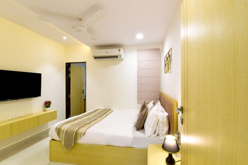 Auric Lake Villa | 2-BHK Villa With Shared Plunge Pool and Terrace| Near Fateh Sagar Lake – 2 bedroom villa in Udaipur, Rajasthan
