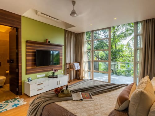 Dahlia | Tropical 4-BHK Villa With Private Pool, Gazebo, Garden | Near Baga & Calangute Beaches – 4 bedroom villa in North Goa, Goa