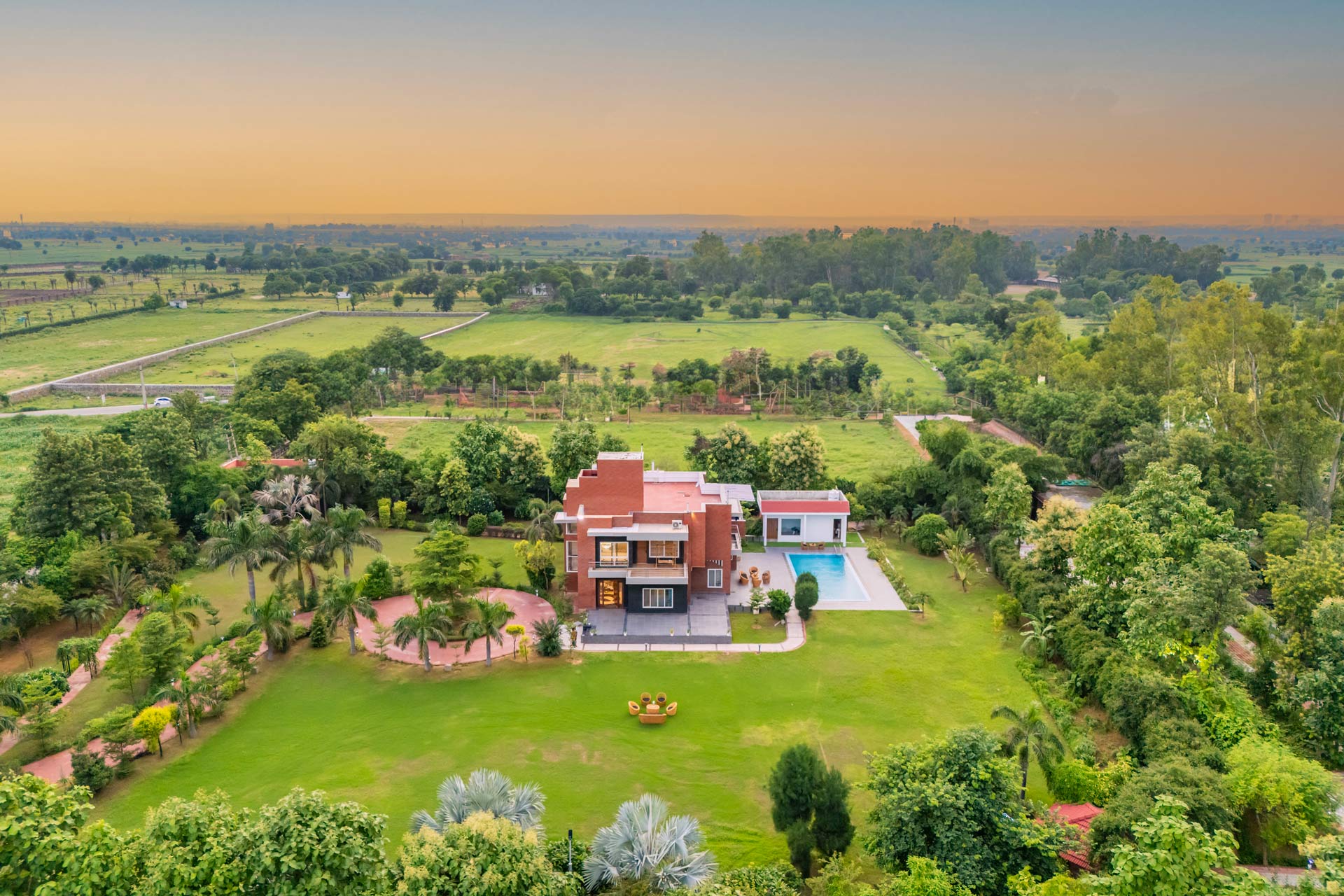 Imperial Isle - Sohna w/ Pool