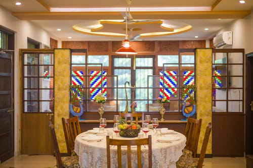Abhimanyu Mansion Sapphire | 4-BHK Heritage Haveli With Outdoor Dining Area & Garden in City Centre – 4 bedroom villa in Udaipur, Rajasthan