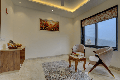 Serene Woods Hotel | 1-Room Retreat With Balcony, Lift & Restaurant Amid Nature  – 1 bedroom villa in Kasauli, Himachal Pradesh