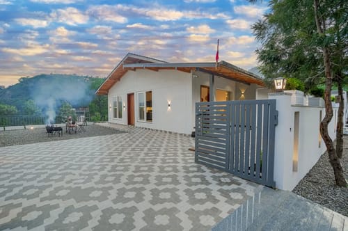 Bourbon – 2 bedroom villa in Bhimtal, Uttarakhand