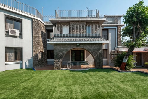 Seraphim Peak – 4 bedroom villa in Lonavala, Maharashtra