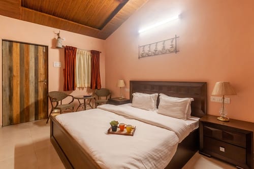 La Palm – 8 bedroom villa in Lonavala, Maharashtra