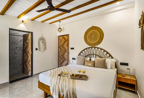 Casa llios | Country-Style 3-BHK Villa with Private pool, Gazebo and Landscaped Garden – 3 bedroom villa in Udaipur, Rajasthan