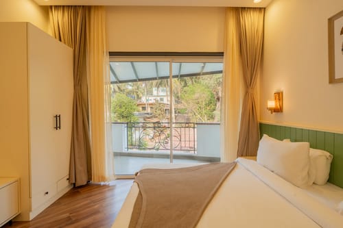 Laguna Selene | Exquisite Pet-friendly 4-BHK Villa Near Popular Beaches With Private Pool – 4 bedroom villa in North Goa, Goa