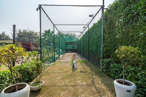 The Krishna Farmhouse | Countryside 4-BHK With Private Pool, Garden, Gazebo & Cricket Pitch – 3 bedroom villa in Delhi Ncr, Delhi