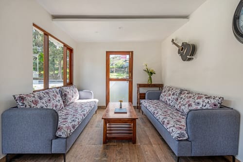 Grove @ Tiverton Bungalow – 2 bedroom villa in Ooty, Tamil Nadu