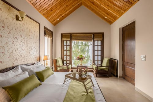 Bellevue w/ Outdoor Jacuzzi – 3 bedroom villa in Kasauli, Himachal Pradesh