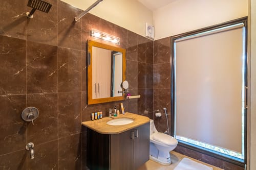 The Manvi Estate – 10 bedroom villa in Delhi-ncr, Delhi