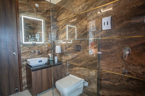 Trio’s Top | 1 Pet-friendly Room with Valley views, Garden & Balcony