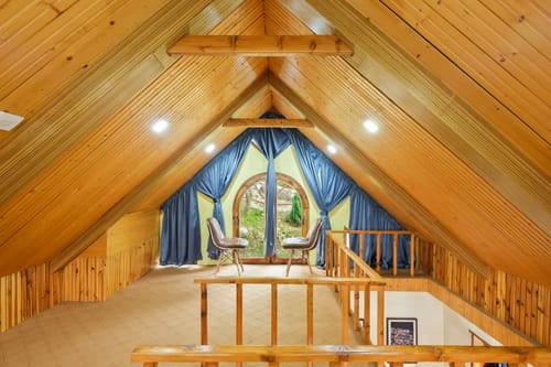 Oakwood Cottage – 2 bedroom villa in Shimla, Himachal Pradesh