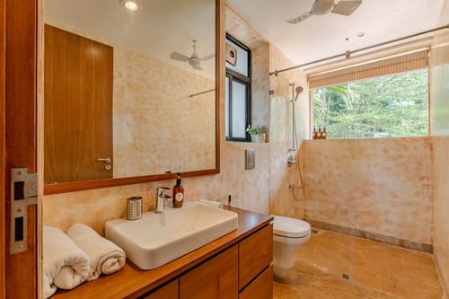 Pura Vida - Anjuna – 8 bedroom villa in North Goa, Goa