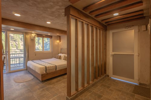 Lakefront Escape | Charming 2-room Suite with Sit-out area, Lake Views & Outdoor deck – 2 bedroom villa in Nainital, Uttarakhand