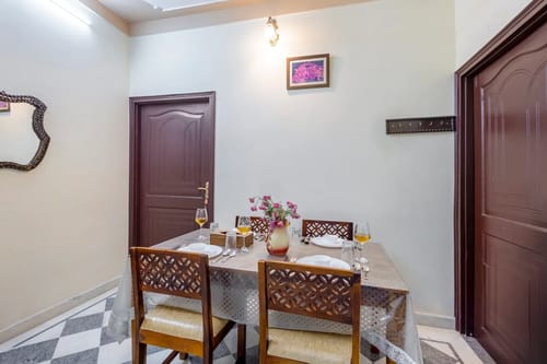 Abhimanyu Mansion Topaz | 2-BHK Haveli | Garden + Sit-Out Area | Central Location – 2 bedroom villa in Udaipur, Rajasthan