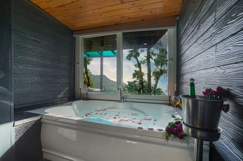 Starstruck – 2 bedroom villa in Mussoorie, Uttarakhand