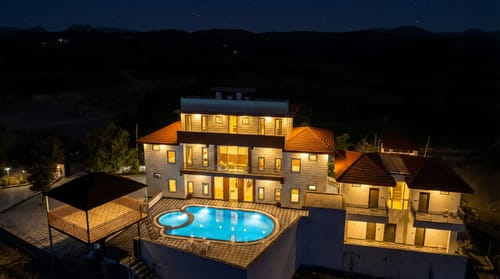 Godan Terra Cove | 6-BHK Retreat with Private Pool, Garden & Elevated Gazebo, featuring Stunning Hill & River Views – 6 bedroom villa in Udaipur, Rajasthan