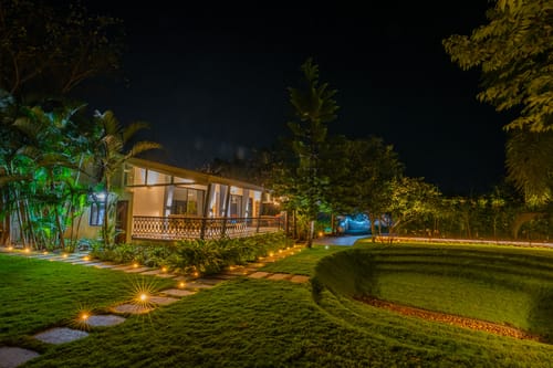 Energise Soul Retreat Vishuddha Villa | Pet-friendly 3-BHK With Jacuzzi, Garden,  Bonfire Pit & Shared Pool, Spiritual Sanctuary and Restro – 3 bedroom villa in Nashik, Maharashtra