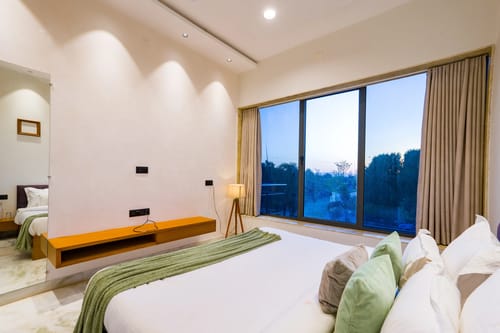 Jeevan Tara Villa | 3-BHK Pet-friendly Retreat: Private Pool, Garden & Scenic Views – 3 bedroom villa in Udaipur, Rajasthan