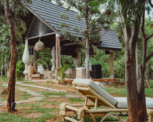 Bali Bay Saung | 1 Earthy Fibre-Clad Tent with a Shared Pool, Jacuzzi, Lounges & Firepits – 1 bedroom villa in Bengaluru, Karnataka