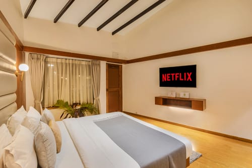 Lush Villa | 6-BHK Pet-Friendly Villa with Pool, Jacuzzi, Gazebo & Garden – 6 bedroom villa in Igatpuri, Maharashtra