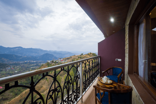 Pine Shadow Fuchsia | Pet-friendly Hillside Retreat With Picturesque Balcony & Restaurant – 1 bedroom villa in Shimla, Himachal Pradesh