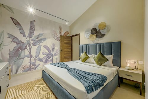 Veera Marina | Charming 3-BHK Apt Near Candolim Beach With Common Pools & Lift