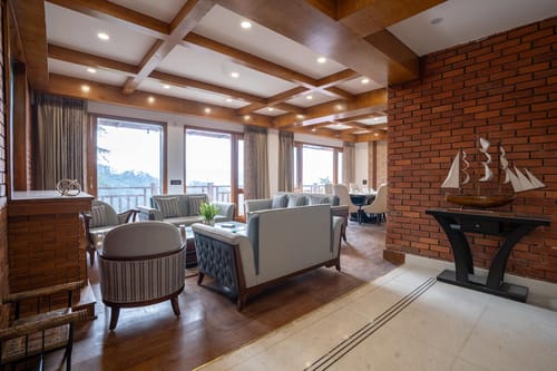 Sepia @ Oakwood Manor – 2 bedroom villa in Shimla, Himachal Pradesh