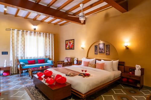 Aanandam Villas and Resort | Pet-friendly Cottage With Private Plunge Pool, Patio, Shared Pool Restro & Garden – 1 bedroom villa in Delhi Ncr, Delhi