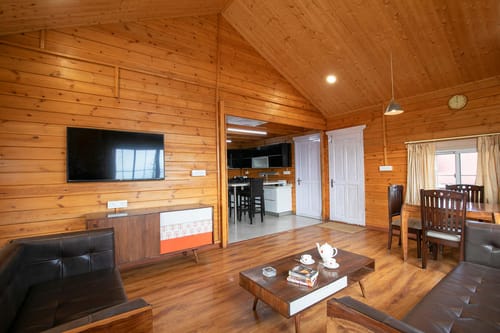 Sara's Chalet One – 3 bedroom villa in Nainital, Uttarakhand