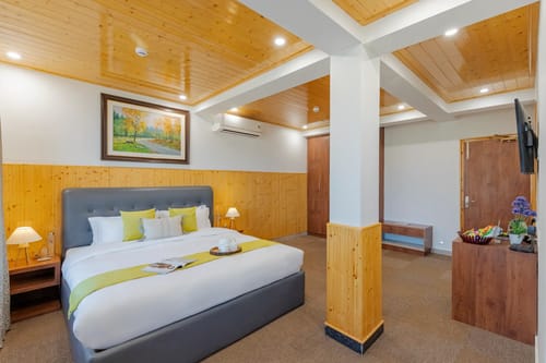 Lafu House Hearth | Serene Hillview Escape With Garden & Cabana – 1 bedroom villa in Shimla, Himachal Pradesh