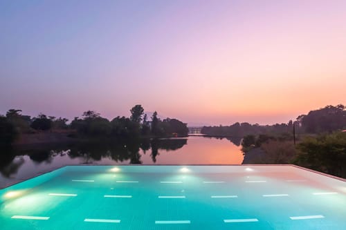 Waterway Retreat - Wada