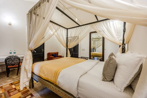 La Bougainvillea – 5 bedroom villa in North Goa, Goa