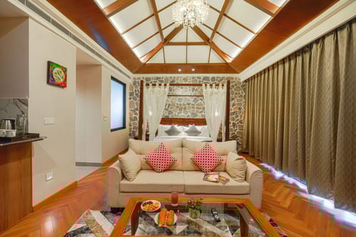 Himalayan Escape Calmara Cottage | 1 Hillside with Bathtub, Kitchenette, Shared Garden, Terrace & Views