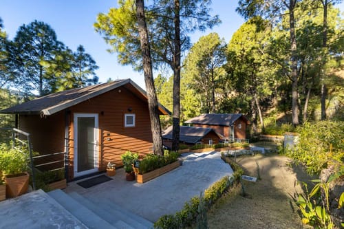 Matcha w/ Lawn @ Sirmour Baag – 6 bedroom villa in Kasauli, Himachal Pradesh