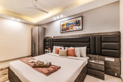 Liv Regalia Serviced Apartments | 1-BHK Suite with Restaurant, Lift, Gym & Conference Room | 1 km from Millennium City Centre – 1 bedroom villa in Delhi NCR, Delhi