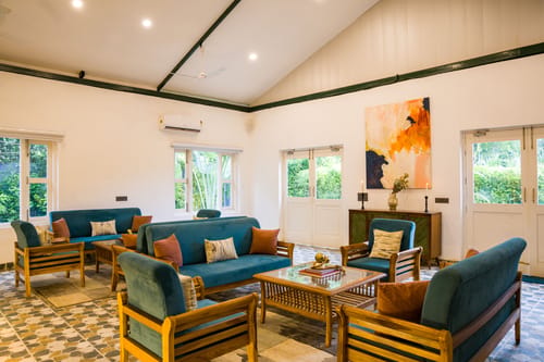 Raha Farms | 4-BHK Pet-friendly Villa with Private Pool, Restaurant, Shared Pool, Game Zone, & Gym on 5.5-Acre Land – 4 bedroom villa in Delhi Ncr, Delhi