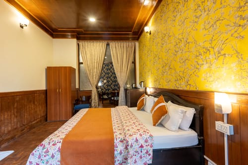 The Hive Cottage Kipling | Serene Hillside Resort With Restaurant, & Outdoor Seating | Ample Parking – 2 bedroom villa in Nainital, Uttarakhand