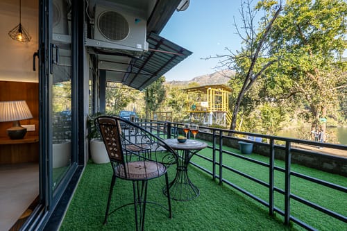 Lakefront Suite | 1- BHK Apartment With Outdoor Sit Out Area – 1 bedroom villa in Bhimtal, Uttarakhand