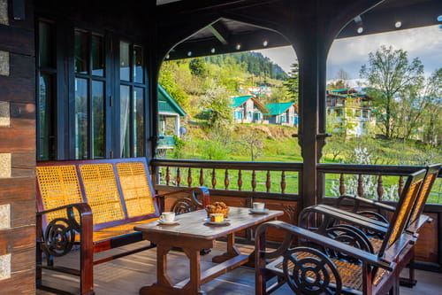 Coralbells @ Snowdrop House – 3 bedroom villa in Manali, Himachal Pradesh