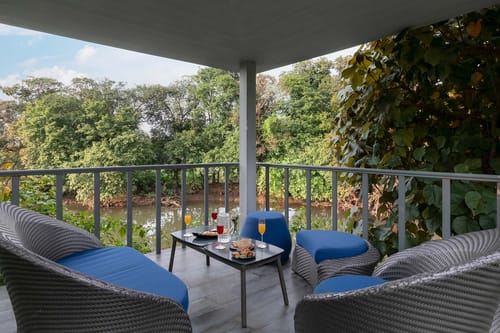 Colossus, Khalapur – 9 bedroom villa in Lonavala, Maharashtra