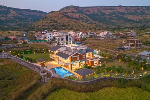 Nimishka Villa | 5-BHK Haven With Pvt Pool, Lavish Garden & Scenic Views – 5 bedroom villa in Lonavala, Maharashtra