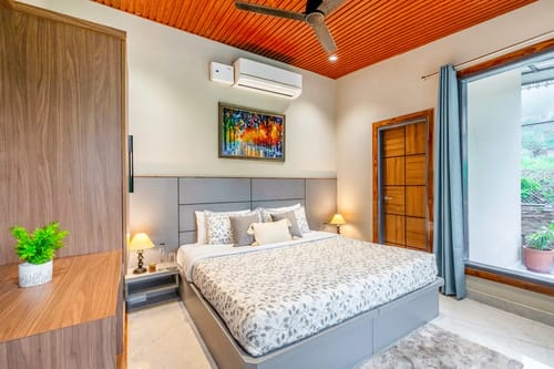 The Pine Melody | Pet-friendly 4-BHK Retreat With Private Plunge Pool & Garden – 4 bedroom villa in Kasauli, Himachal Pradesh