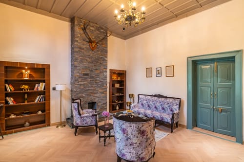 Dove @ The Emily Chalet – 4 bedroom villa in Nainital, Uttarakhand