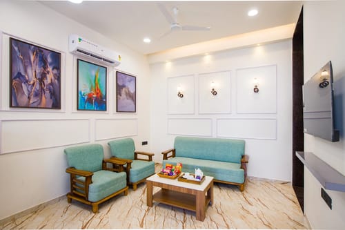 Parvam Retreat | Charming Pet-friendly 2-BHK Villa With Private Pool, Garden, Terrace & Aravali Hill Views – 2 bedroom villa in Udaipur, Rajasthan