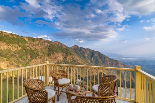 Cloudview Villa – 6 bedroom villa in Mussoorie, Uttarakhand