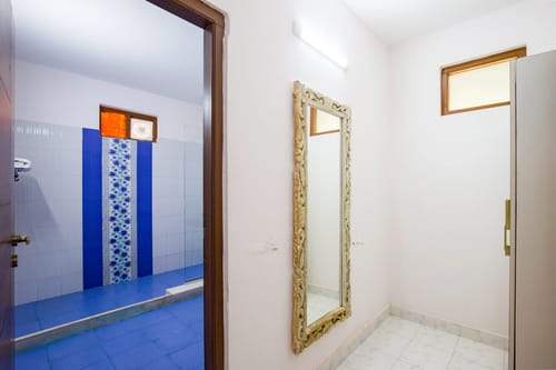 Sukhmani Cottage | 5-BHK Hilltop Hideaway With Garden, Terrace & Scenic Views – 5 bedroom villa in Kasauli, Himachal Pradesh