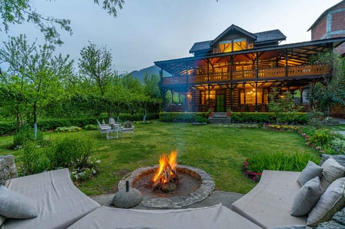 The Kathguni House – 3 bedroom villa in Manali, Himachal Pradesh