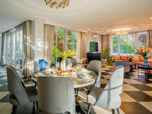 Suntuarios Casa Ikkebana | 4-BHK | Pvt Pool | Jacuzzi | Bar